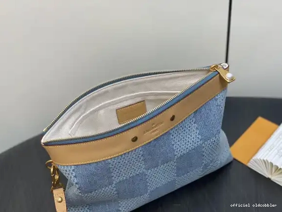 Official oldcobbler POCHETTE LOUIS VUITTON TO-GO-30*21.5*2cm 0530